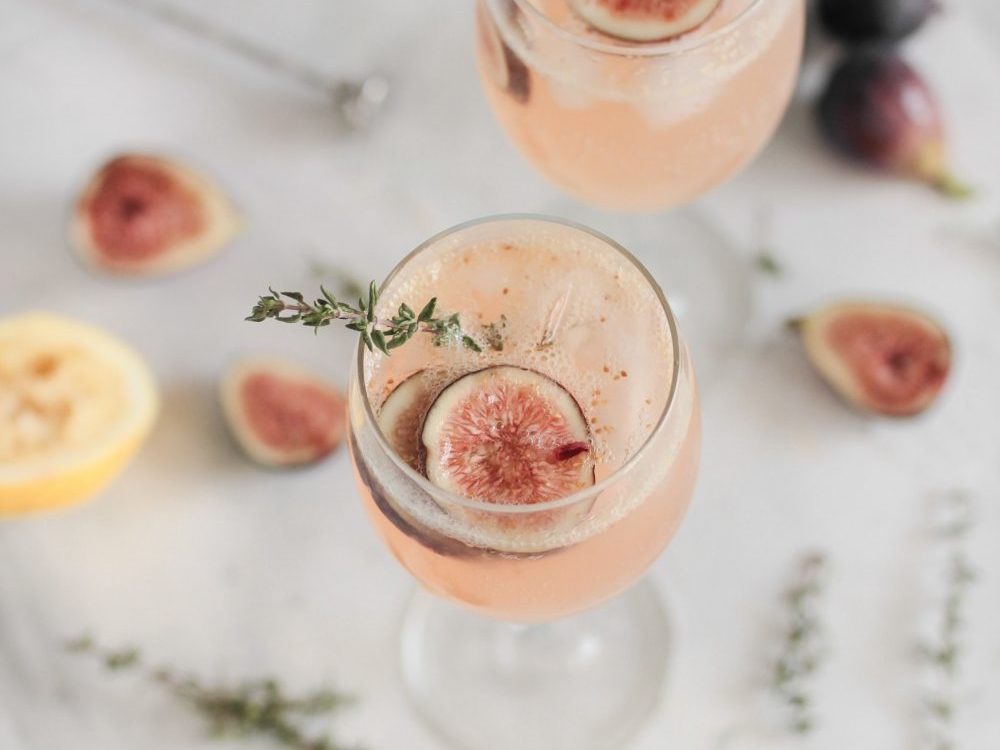 5 Easy Cocktails for the “End of the World”